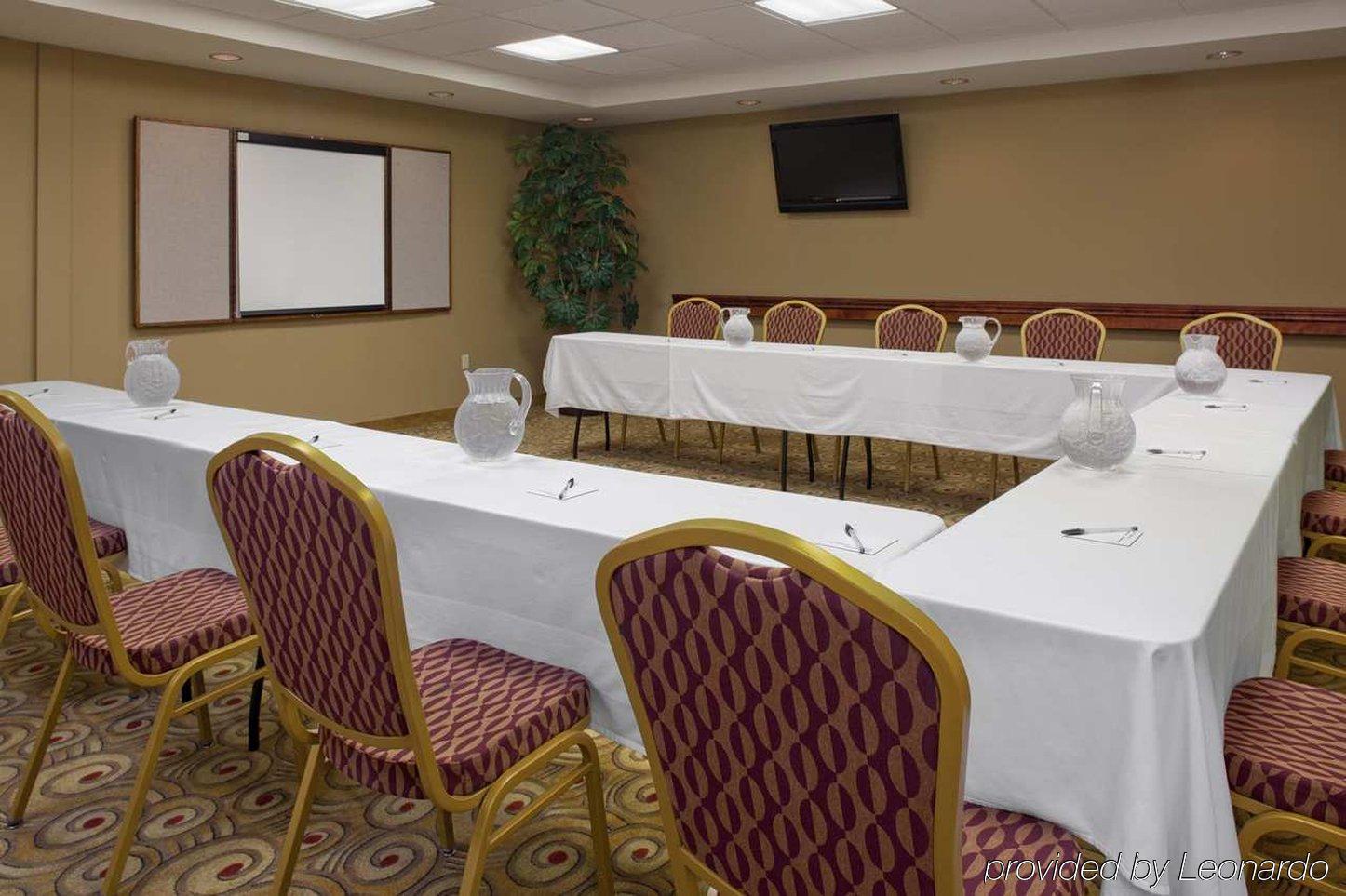 Hampton Inn Branson - Branson Hills Бизнес фото
